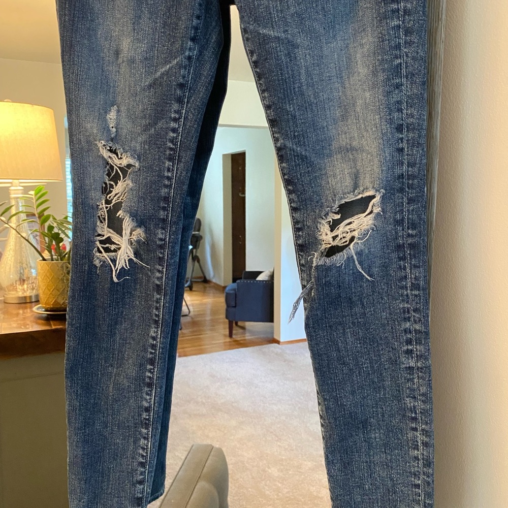 AG Adriano Goldschmeid, 25R, distressed skinny jeans, great condition!! A must!! - Picture 5 of 7